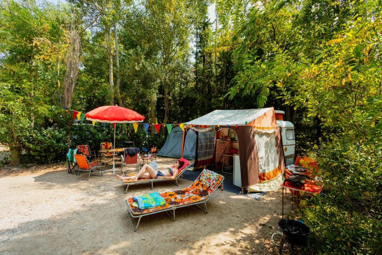 Camping La Peiriere Tuchan Ngoại thất bức ảnh